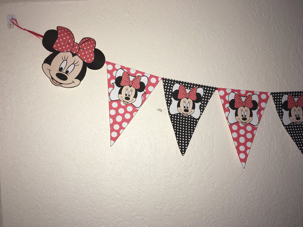 Minnie Mouse bunting